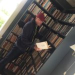 «Æ gjør som dikteren og velger mæ april»