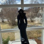 Æ gjør som dikteren og velg mæ april…